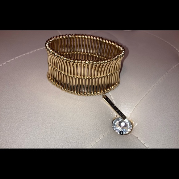 NEW BCBGeneration Gold Stretch Charm Fashion Bracelet O/S - Picture 5 of 8